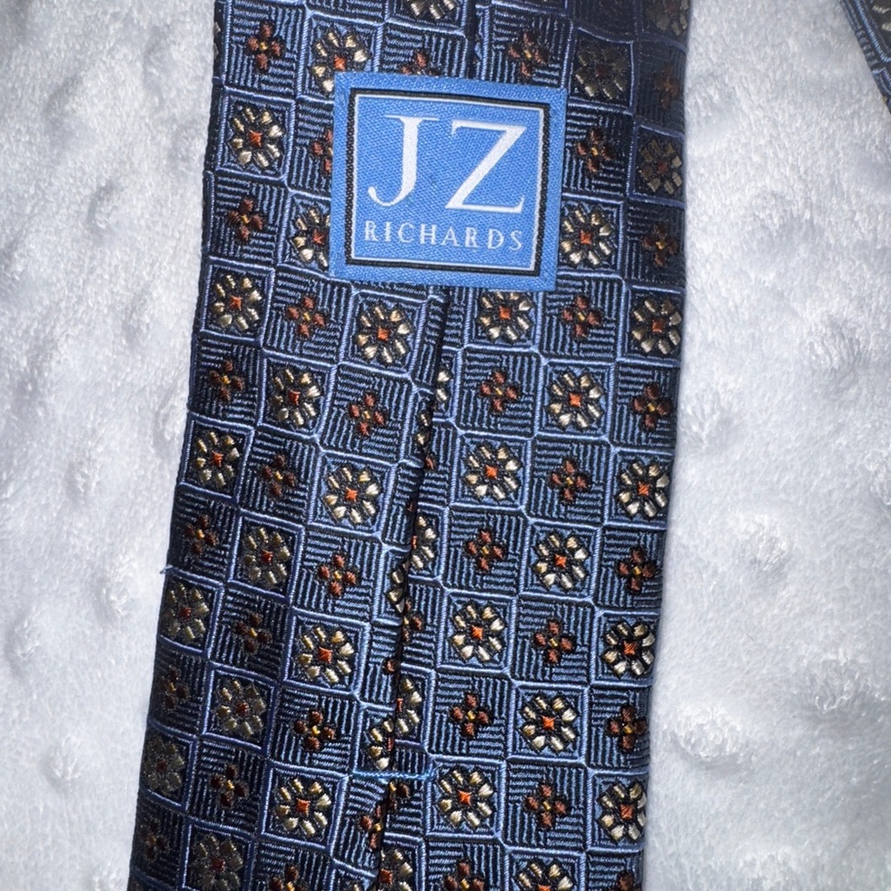 Stylish Blue And Brown Patterned Tie - image 3